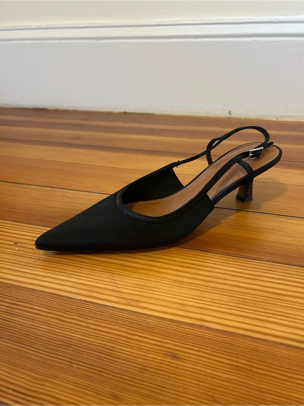 ASOS Design Kitten Heel Strapped Point Toe Black Satin Heels Women's Size 7